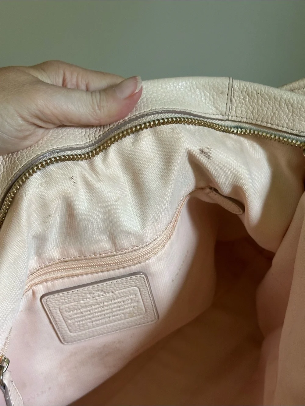 Coach Scout Pebbled Leather Hobo Bag - Pale Pink Gold Tone Workwear Tote Purse